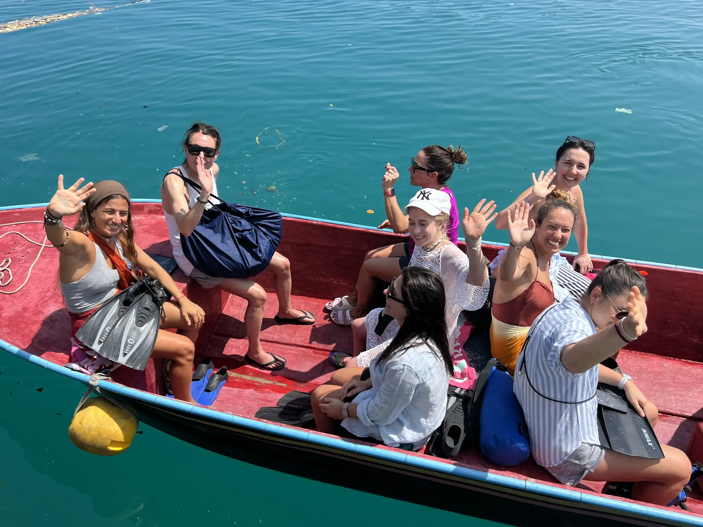 Group of guests on a boat excursion in South Ari Atoll
